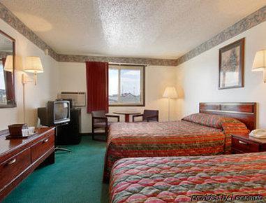 Hotel Super 8 By Wyndham 2*