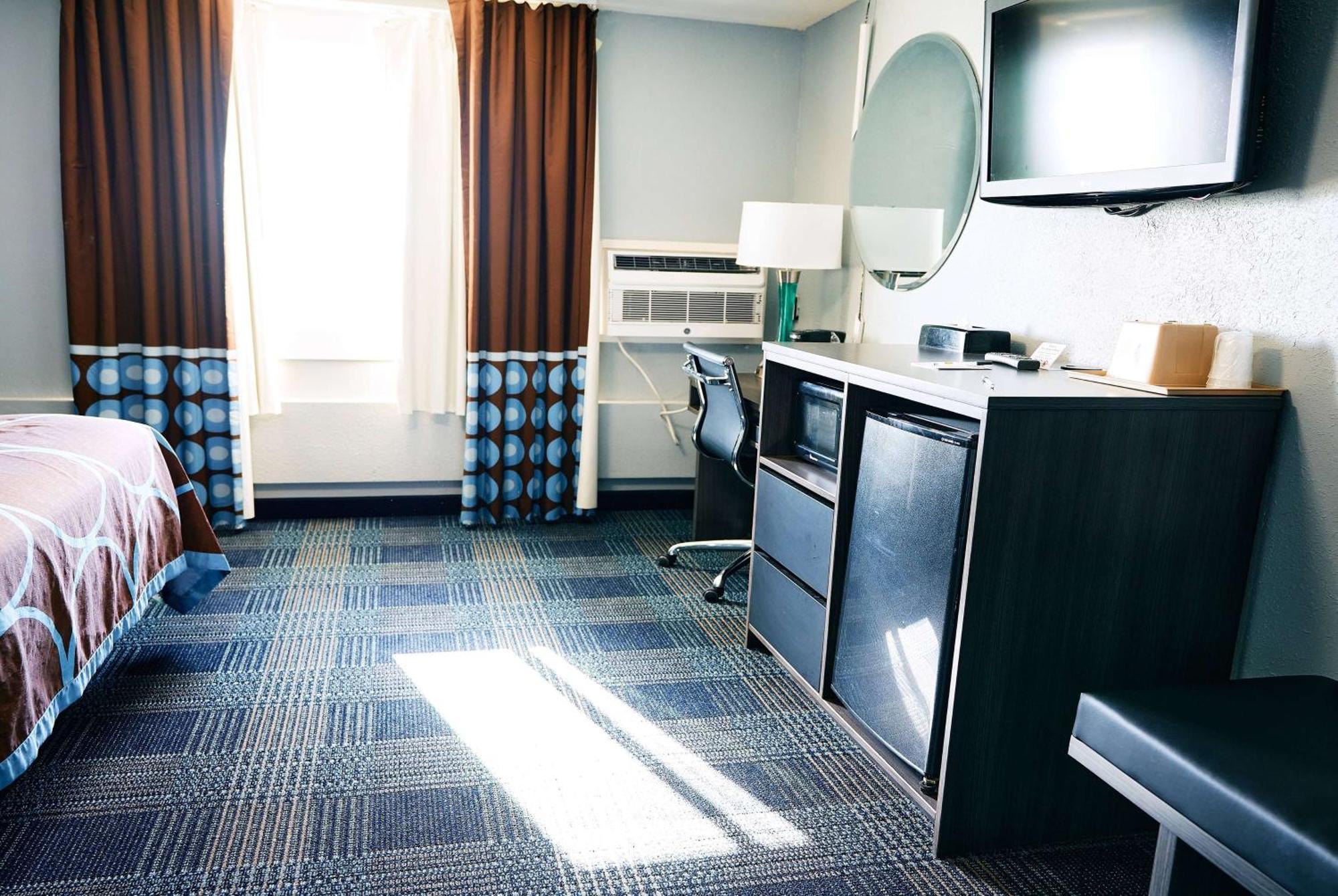 Hotel Super 8 By Wyndham