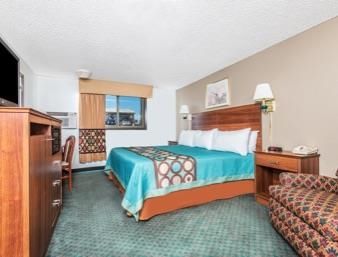Super 8 By Wyndham Hotel